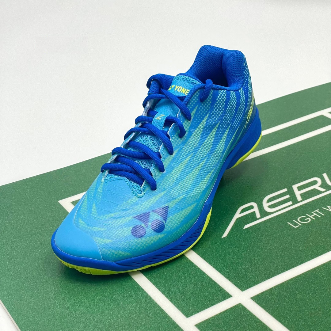 Улюблені кросівки бадмінтоністів Yonex Aerus тепер у новому кольорі!