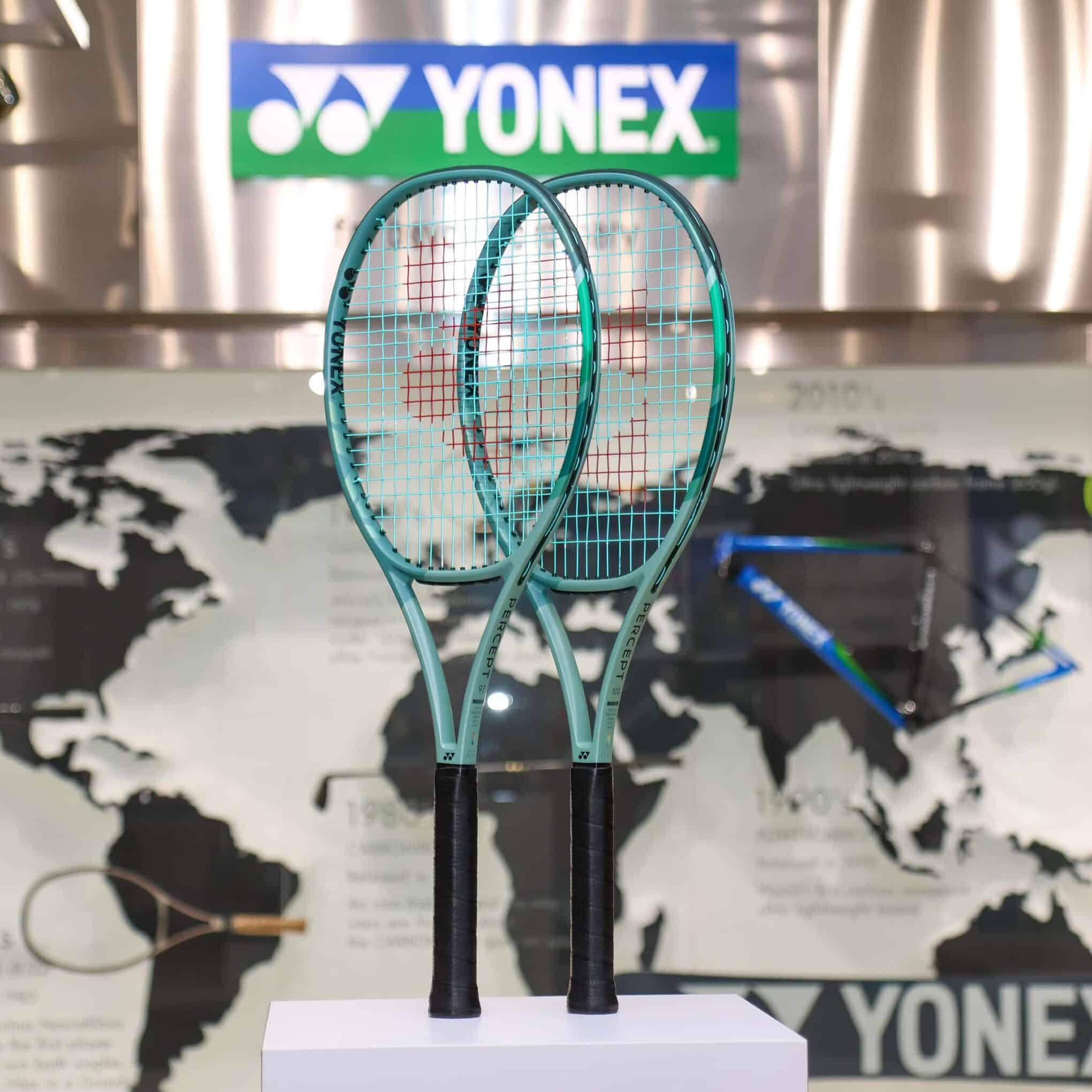 Тенісні ракетки серії Yonex PERCEPT надають гравцям найкращий рівень контролю м’яча, точності ударів та траєкторії.