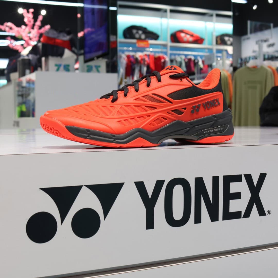 Новинка на YONEX.UA!